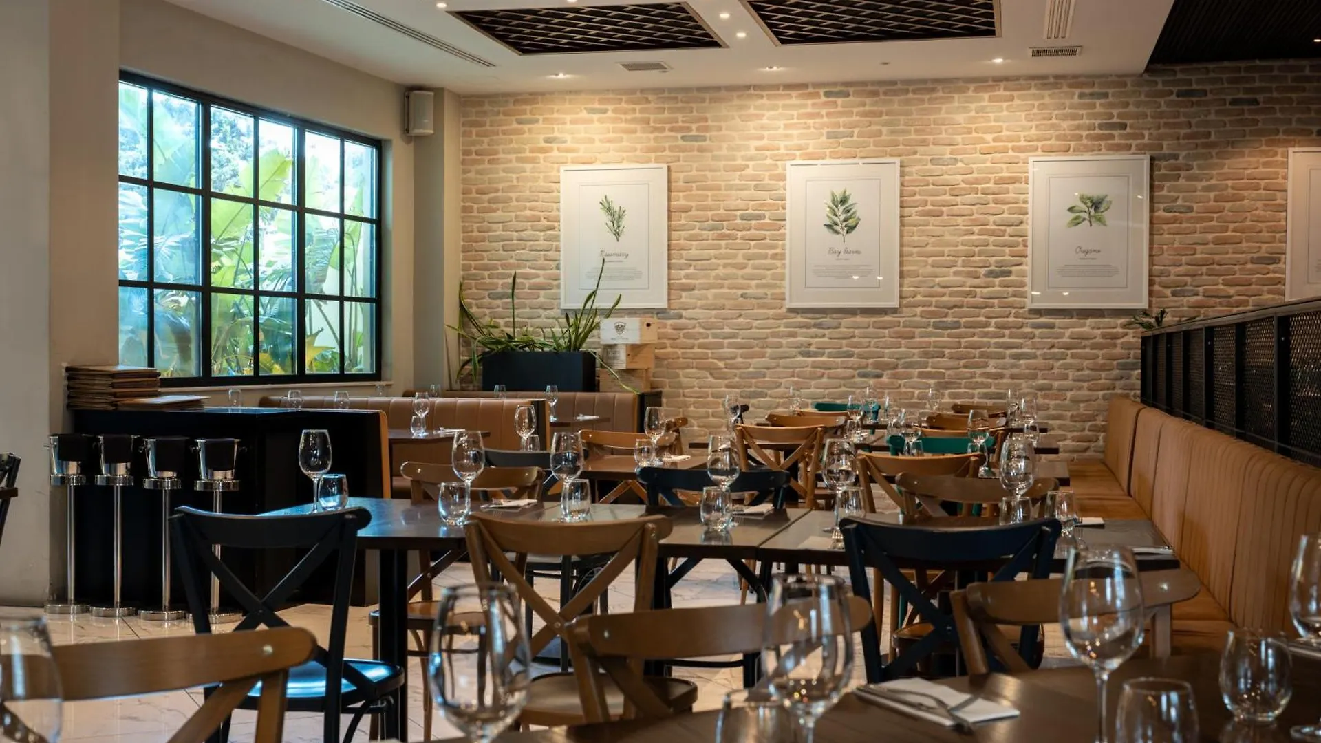 XVI Suites - Adults Only Naxxar Hotel