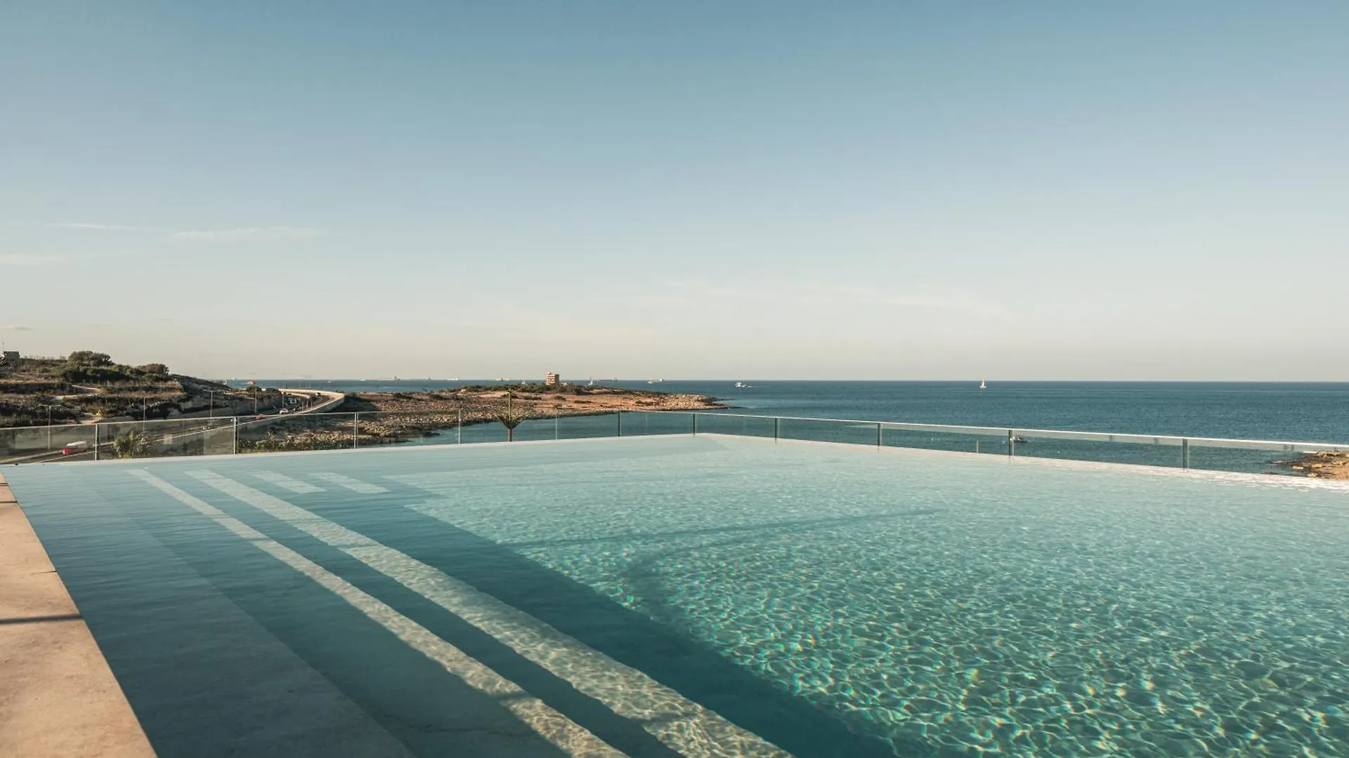 Hotel XVI Suites - Adults Only Naxxar