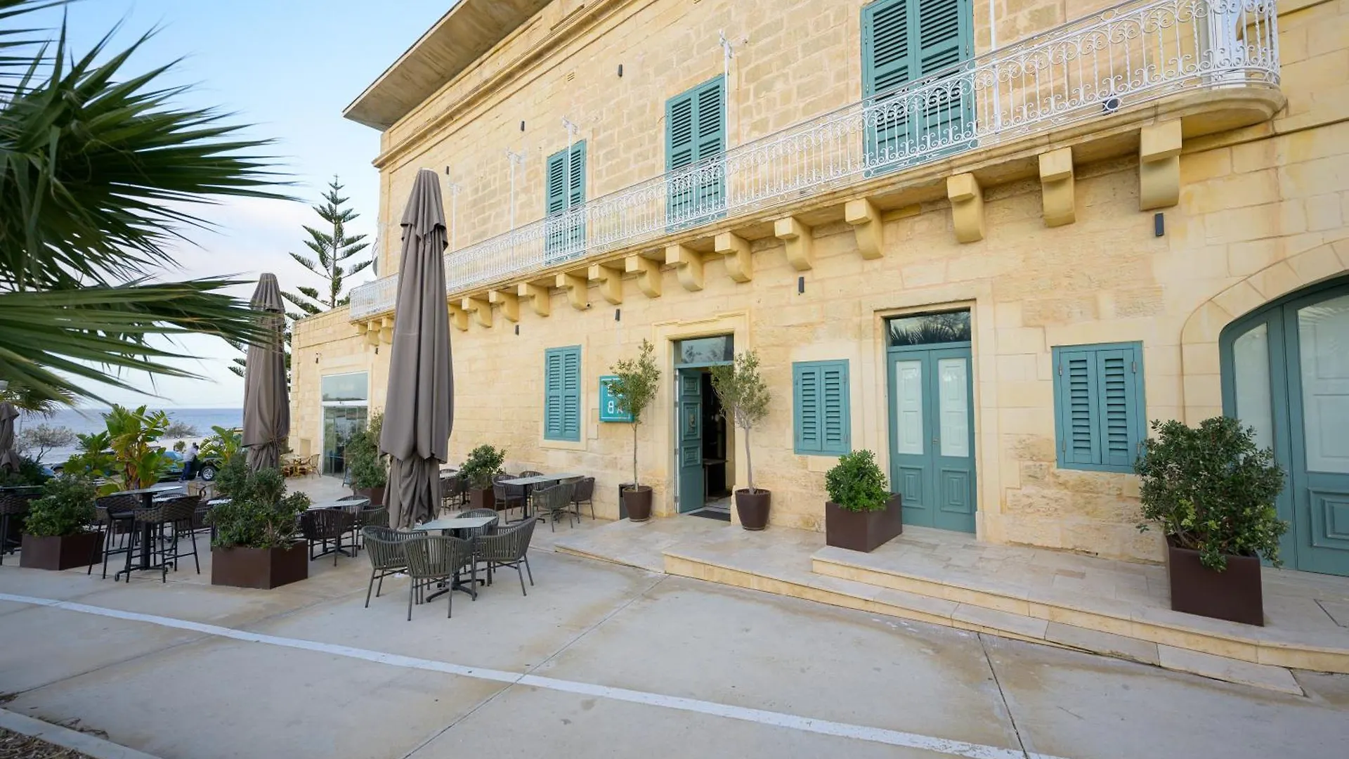 XVI Suites - Adults Only Naxxar Hotel